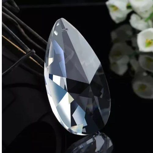 10 Cristais Gota Amêndoa 28/17mm – Lapidados Transparentes com Furo