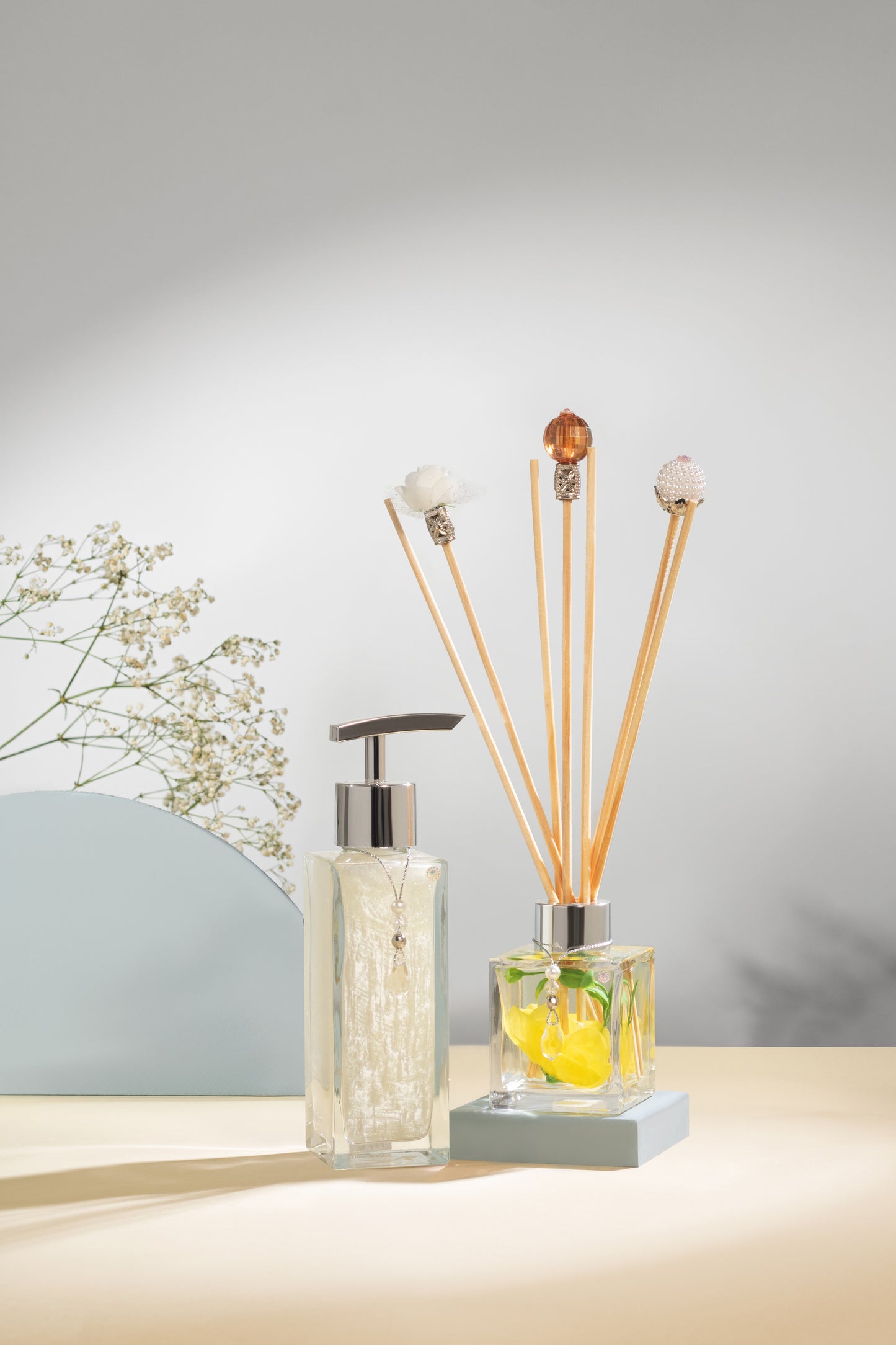 Kit Difusor Cubo 100ml + Sabonete Square 150ml ( Flor Amarela )